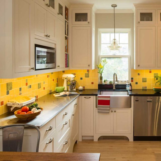 Small Kitchen Design | Ben Quie & Sons Remodeling Contractors