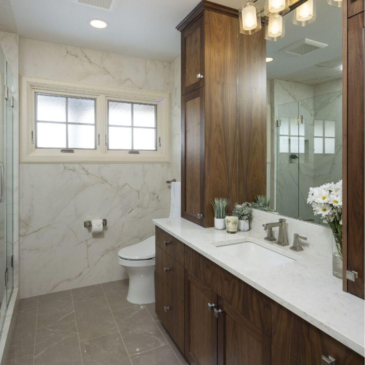 10 Ideas for Designing the Perfect Small Bathroom