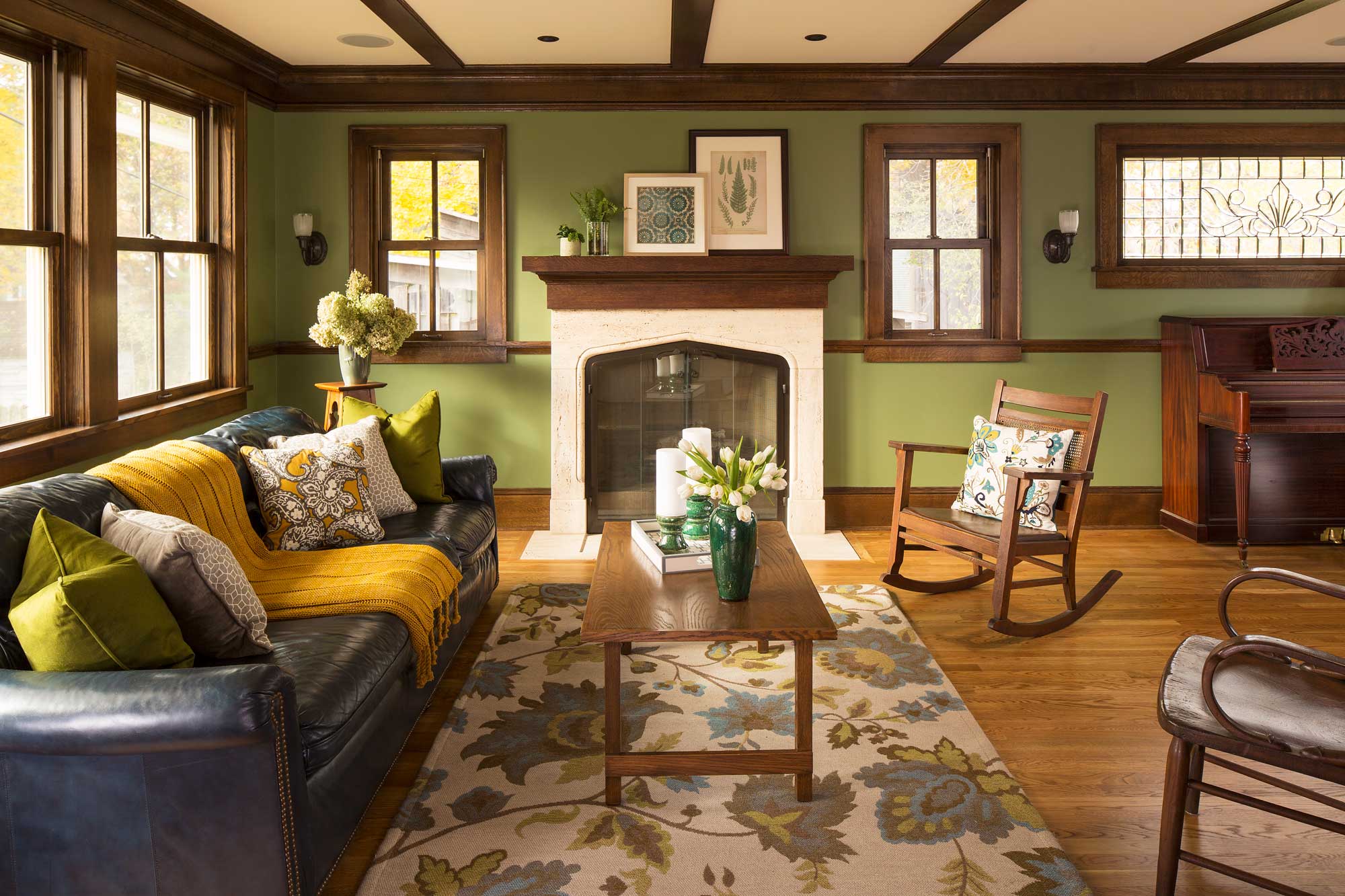arts and crafts living room design